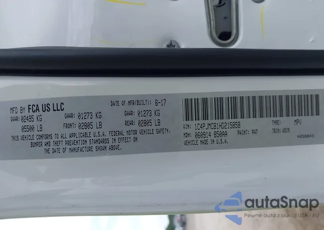 1C4PJMCB1HD215858: 42590877