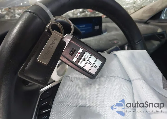 19UUB6F37NA001682: 42590923