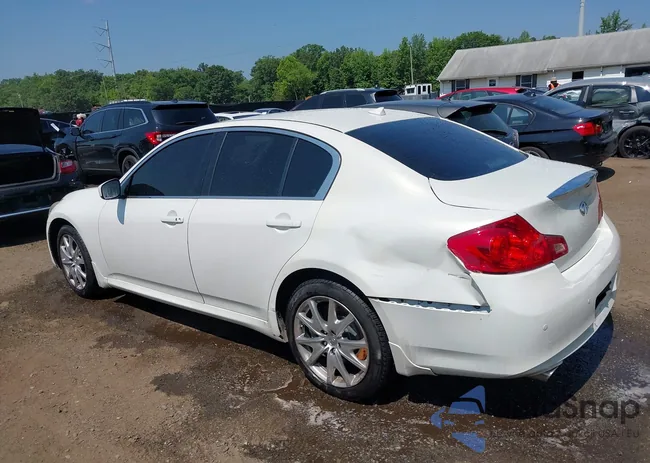 JN1CV6AR9CM682410: 42590925