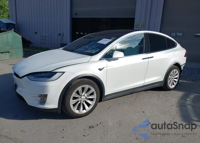 5YJXCBE27LF242169: 42590937