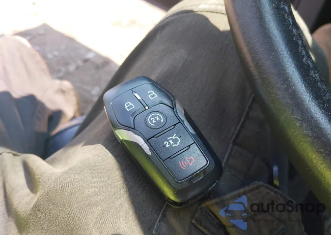 3FA6P0SU1FR206433: 42590960