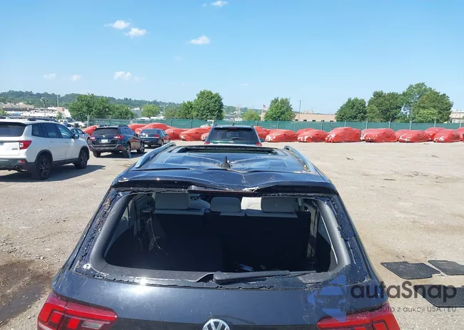 3VV4B7AX6KM059541: 42590976