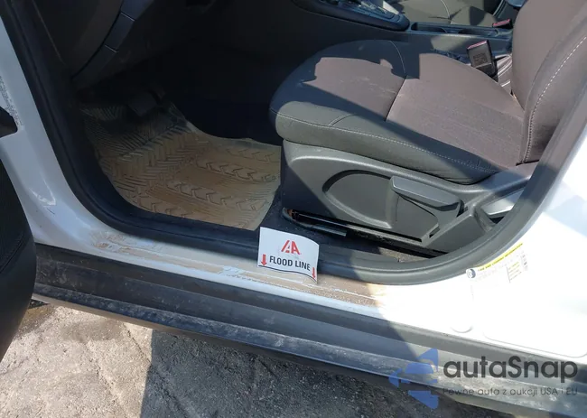 1FADP3F26GL247657: 42590097