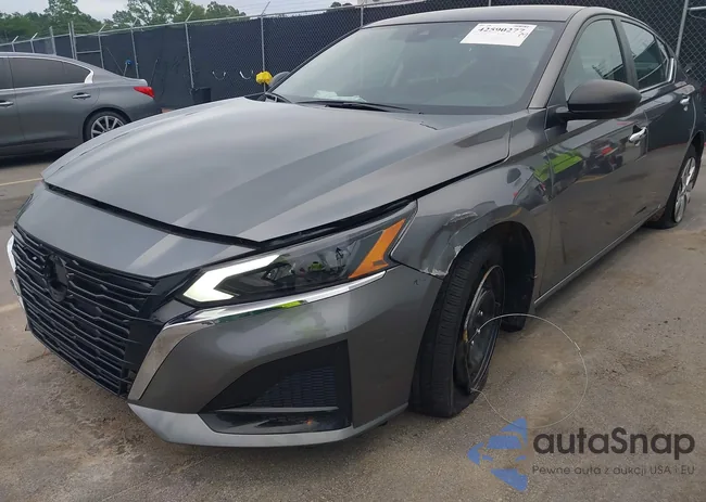 1N4BL4BV9RN367808: 42590277