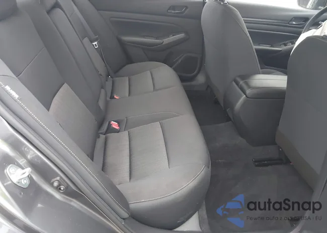 1N4BL4BV9RN367808: 42590277