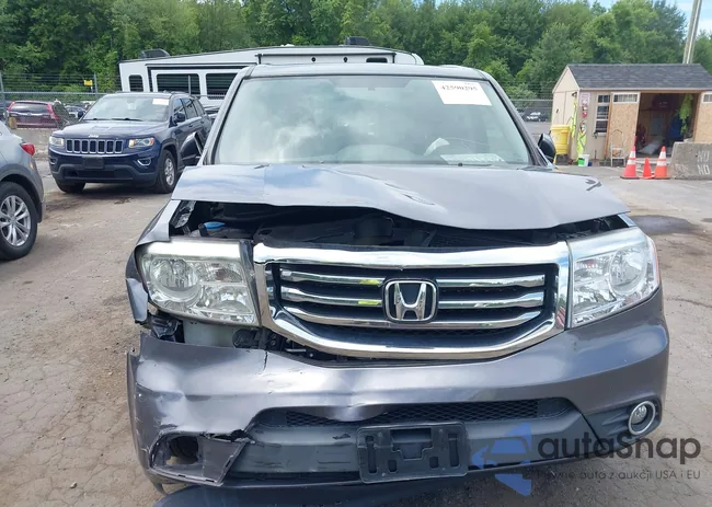 5FNYF4H64FB035460: 42590295