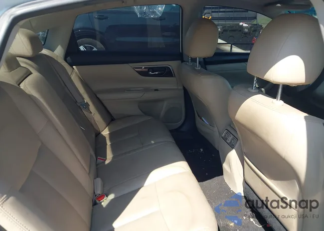 1N4AL3AP1FC113557: 42590355