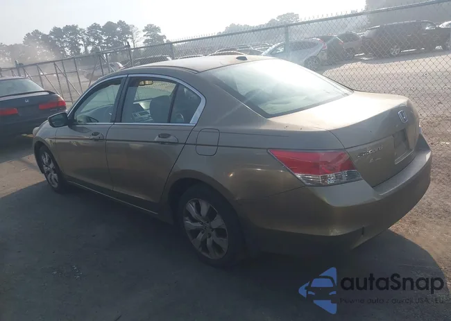 1HGCP26869A143772: 42590380