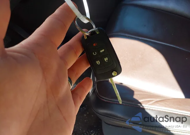 2GKALUEK1D6319681: 42590382