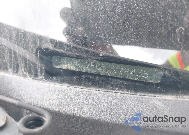 JM1BK12F051229435: 42591465