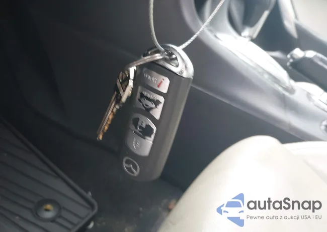 JM1GJ1V51E1111096: 42591500