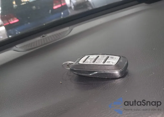 2C4RC1BGXNR121985: 42591536