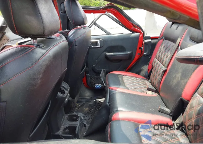 1C4HJXDN8KW682222: 42591543