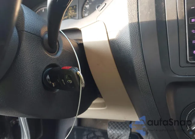 3VWLL7AJXBM042063: 42591563