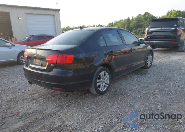 3VWLL7AJXBM042063: 42591563