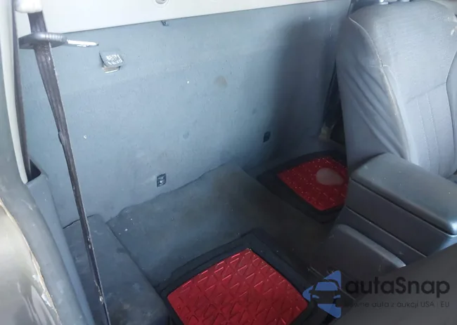 1N6ED26Y03C422840: 42591608