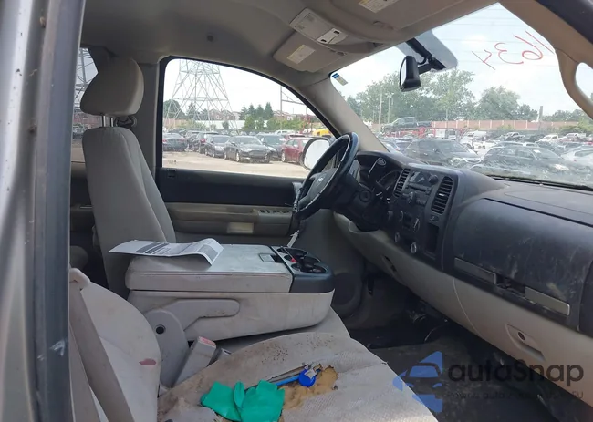 2GCEK19JX71581345: 42591634