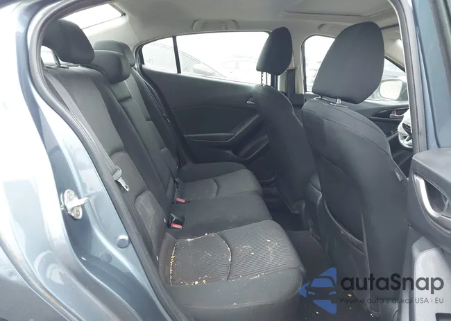 3MZBM1V76FM236681: 42591700