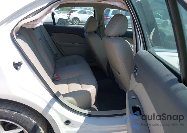 3FAHP0JAXCR107038: 42591729