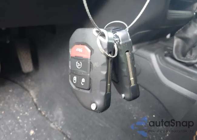 1C4RJXP61RW193907: 42591776