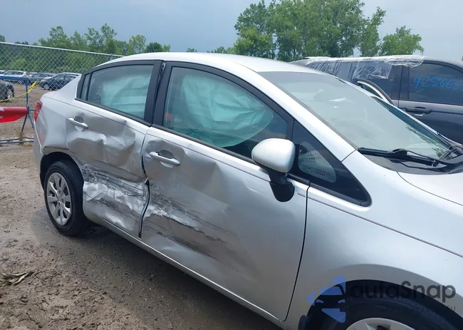 KNADM4A37F6458241: 42591077