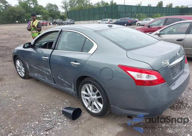 1N4AA5AP0BC818412: 42591097