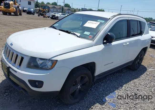 1C4NJDBB5GD662555: 42591297