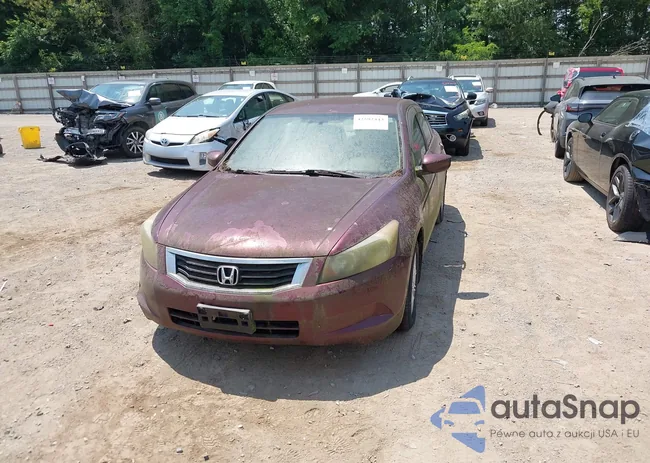 1HGCP25428A095801: 42592443