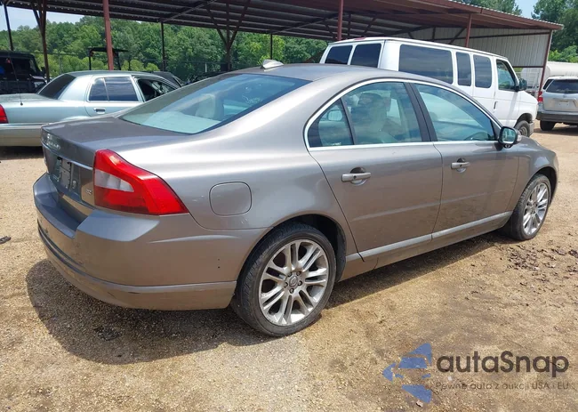 YV1AS982X81054267: 42592449