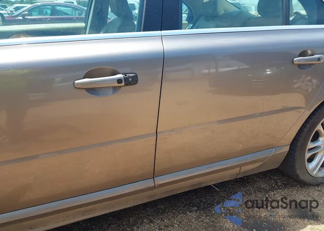 YV1AS982X81054267: 42592449