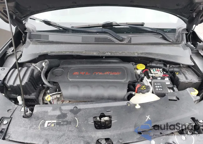 3C4NJDBB7MT517832: 42592708