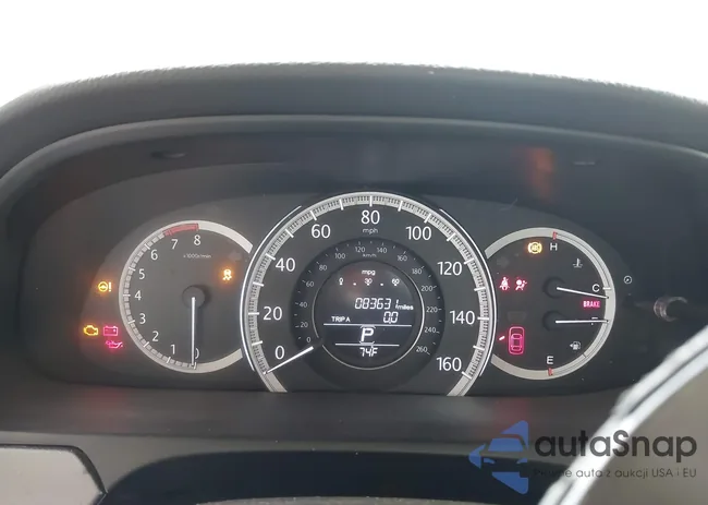 1HGCR2F30FA143468: 42592714