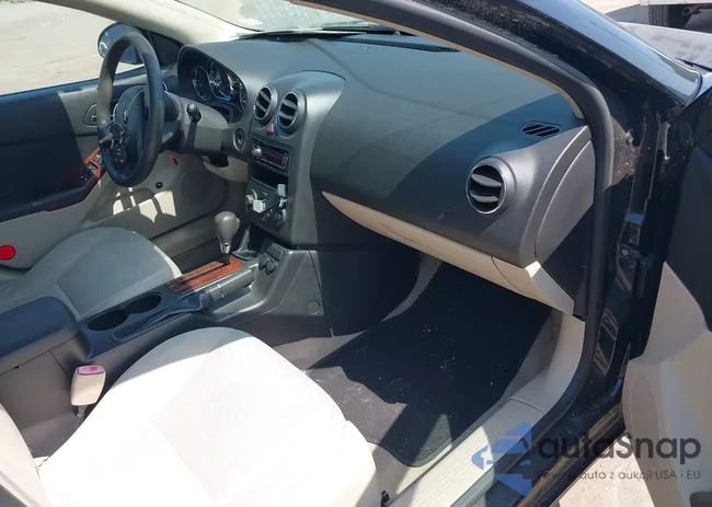 1G2ZG528554140262: 42592728