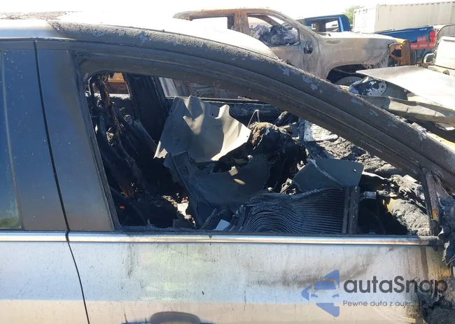 1G1PC5SB1E7404613: 42592864