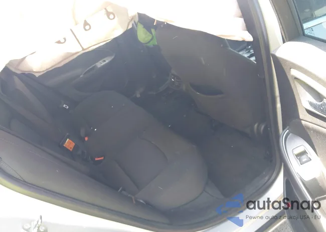 1G1ZD5ST0JF273415: 42592101