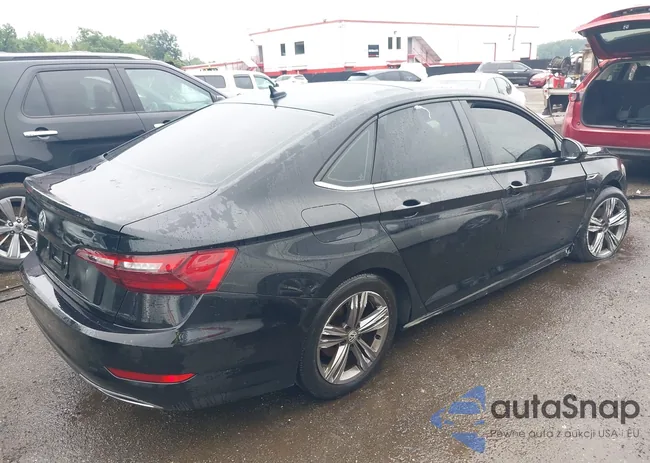 3VWC57BU1MM101331: 42592409