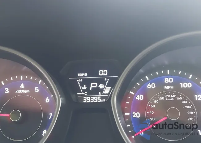 5NPDH4AE1GH726488: 42593526