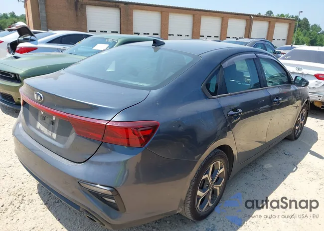 3KPF24AD8LE202870: 42593550