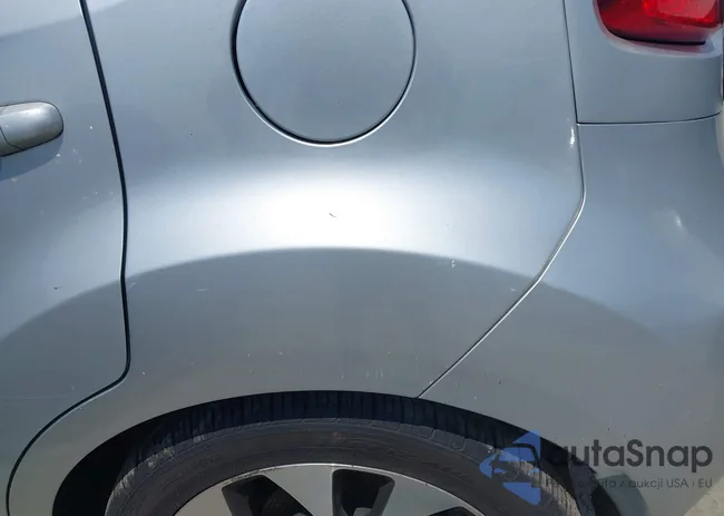 KNDJT2A60D7547549: 42593568