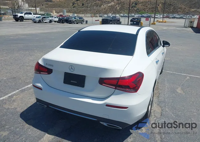 W1K3G4EBXMJ290053: 42593822