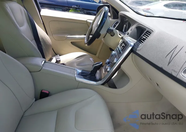 YV126MFK9G2397028: 42593825