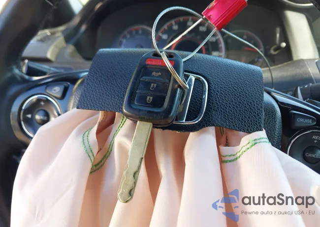 1HGCR2F5XHA286433: 42593097