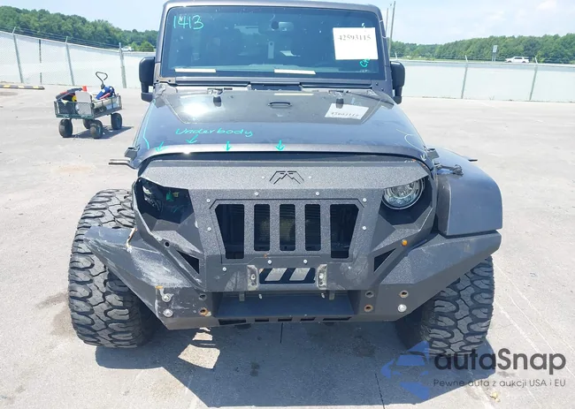 1C4BJWEG4HL590003: 42593115