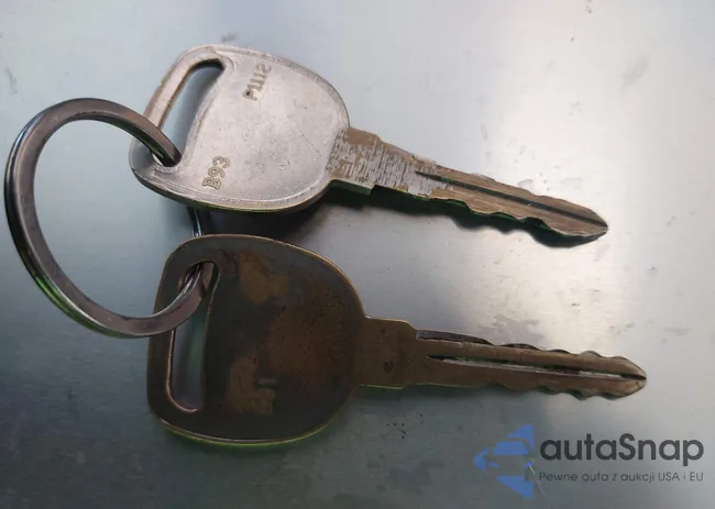 1G8ZF5288XZ130355: 42593182