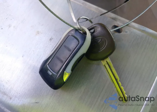 4T1BE46K57U140697: 42593223