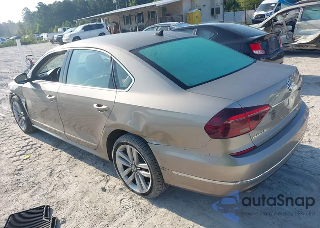 1VWGT7A34HC022324: 42593353