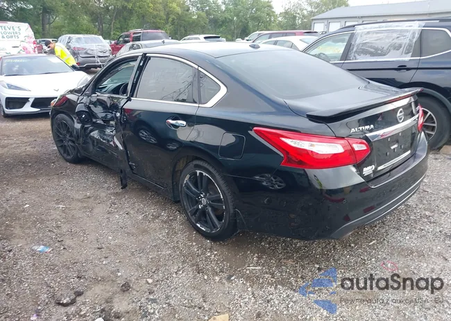 1N4BL3APXGC166571: 42594475