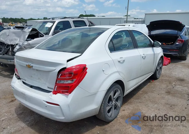 1G1JF5SB7K4121062: 42594652