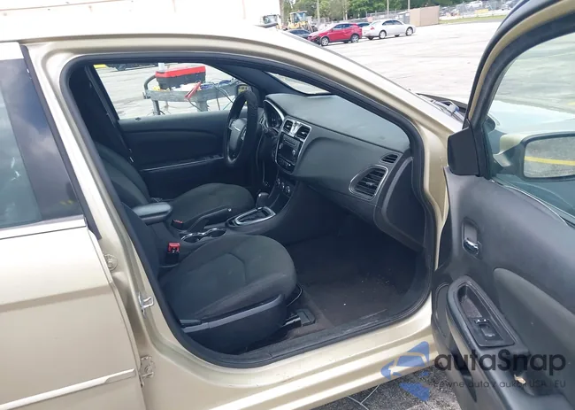 1C3BC4FB2BN515785: 42594964