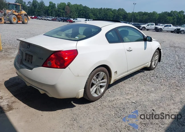 1N4AL2EP1BC130051: 42594040